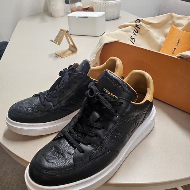 루이비통 비버리 힐스 스니커즈 블랙 260