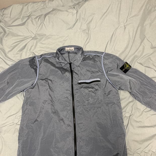 스톤아일랜드 나일론메탈 오버셔츠 스카이블루 XL