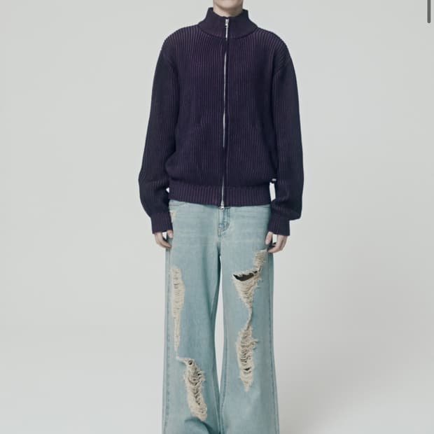 더바이닐하우스 VERTICAL PATTERN CARDIGAN 집업 가디건