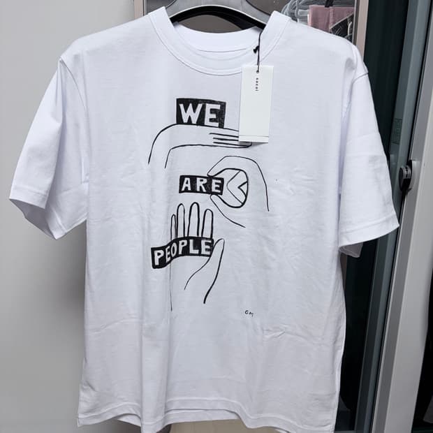 Sacai 26ss 화이트 반팔티셔츠 5사이즈