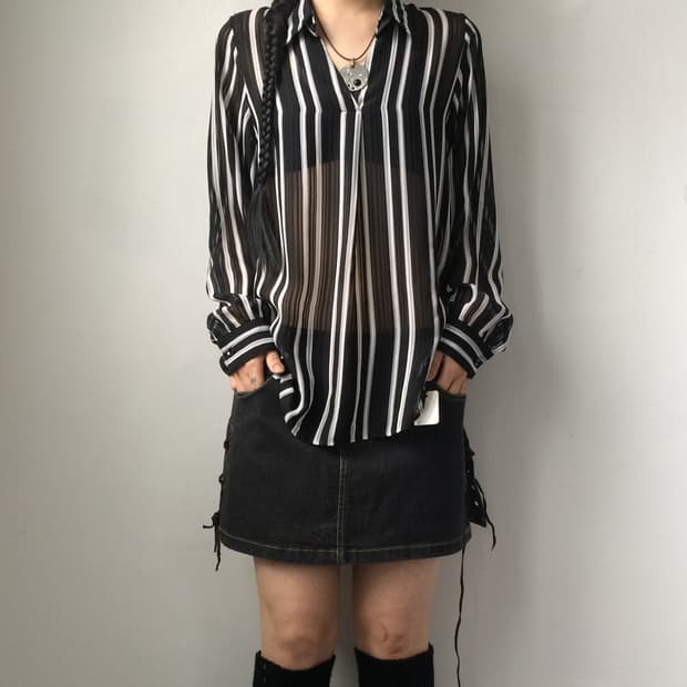 Stripe pattern blouse