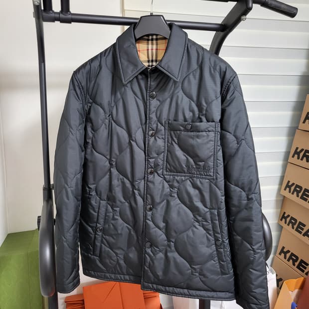 24SS 버버리 리버시블 체온조절 퀼팅자켓 m