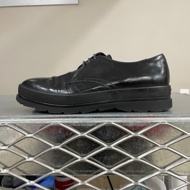 프라다 레더 로퍼 블랙 5