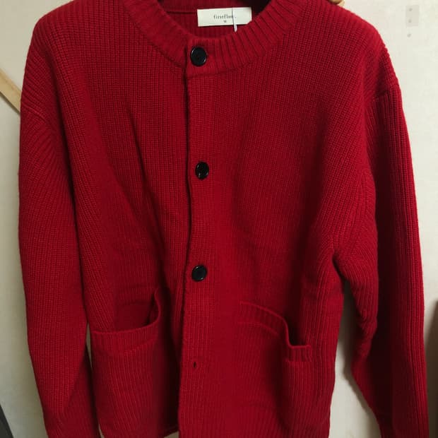 [새상품] 퍼스트 플로어 라운드넥 가디건 비비드 레드 50 사이즈