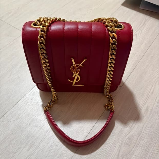 생로랑 레드 금장 비키 채인백