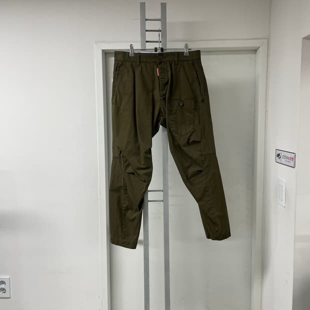 디스퀘어드2 카키 팬츠 44