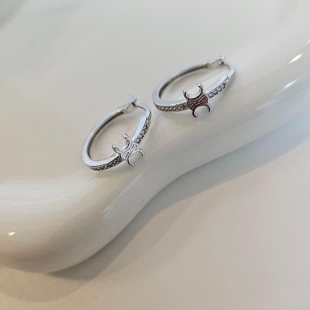 셀린느 라인스톤 후프링 귀걸이 은장