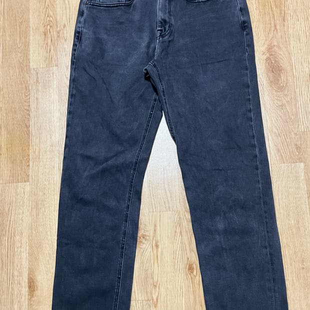 헤지스  블랙 워싱 데님 팬츠