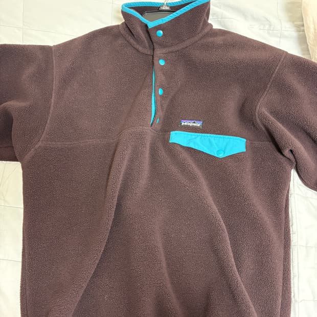 파타고니아 신칠라 옵시디언 플럼