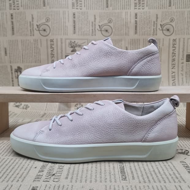 에코 소프트 레더 여성스니커즈235