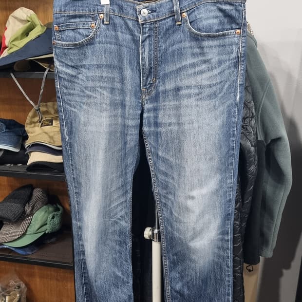 LEVIS 511 쿨진 (여름용 데님팬츠) 36size 상태깔끔