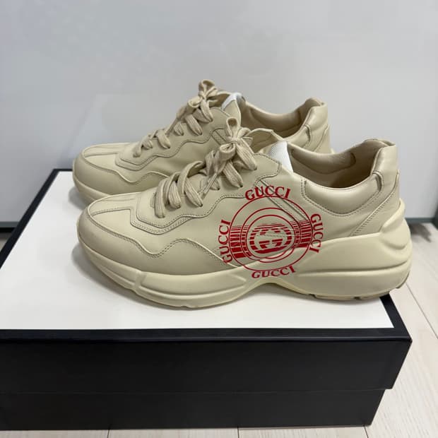 구찌 라이톤 1회착. 비브람 보강. 