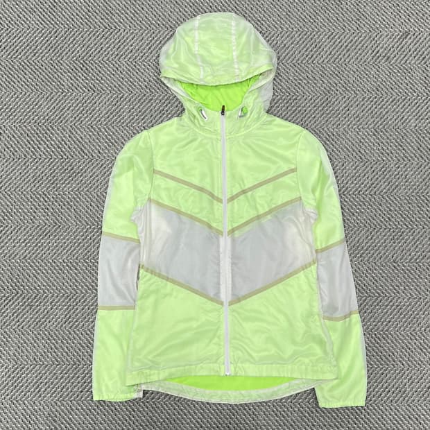 나이키 러닝 바람막이 v0717