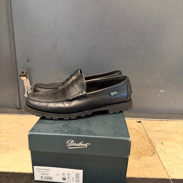 파라부트 CORAUX/RAID UK7.5