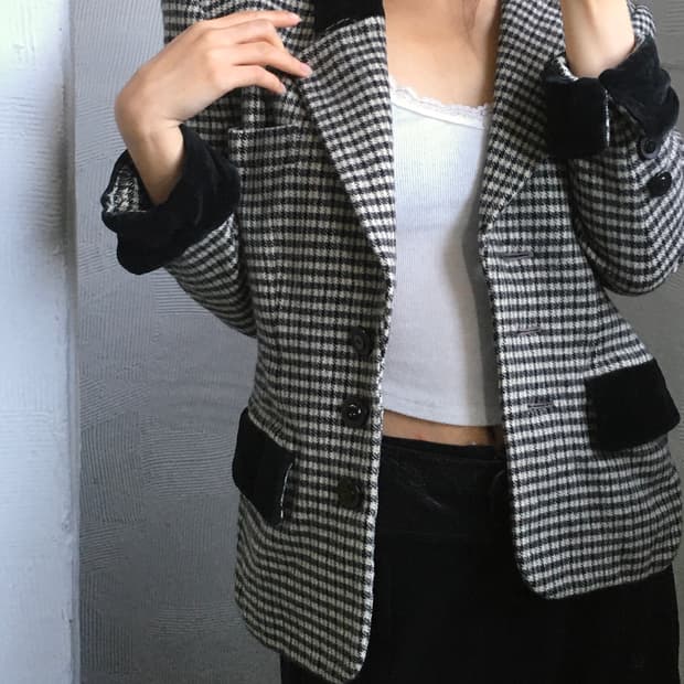 Yves Saint Lauren 입생로랑 블랙 앤 화이트 체크 벨벳 블레