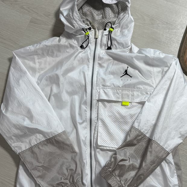 나이키 조던 바람막이
