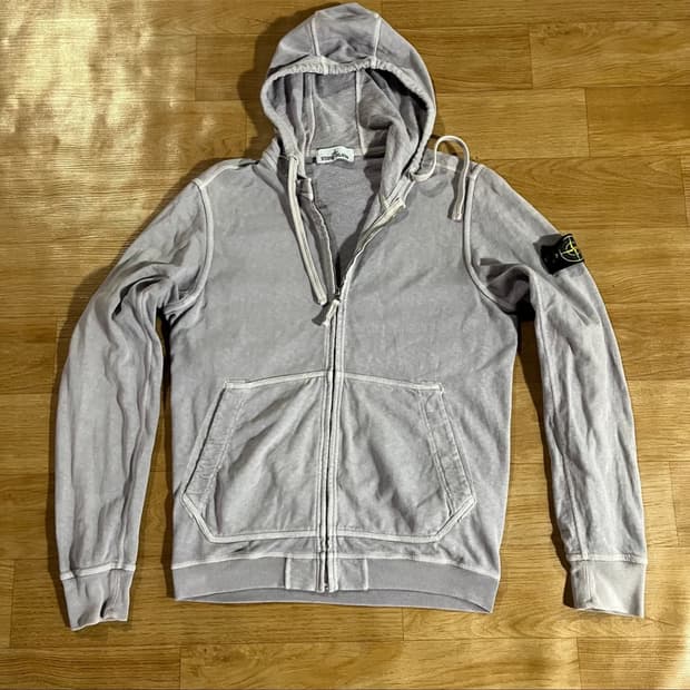 스톤아일랜드 가먼트 후드집업