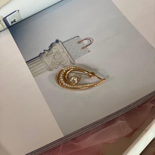 골드 스완 큐빅 빈티지 브로치 