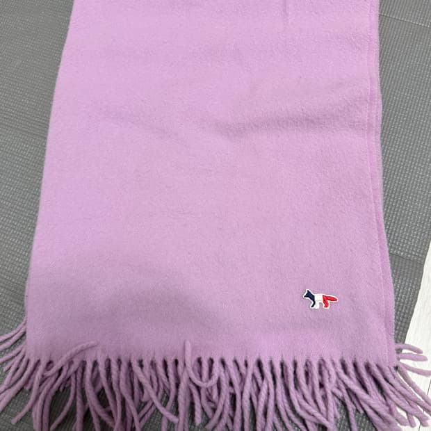 메종키츠네 머플러