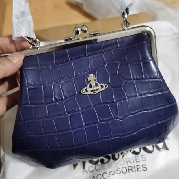 비비안웨스트우드 아카이브 은장 orb 레더 체인 크로스백