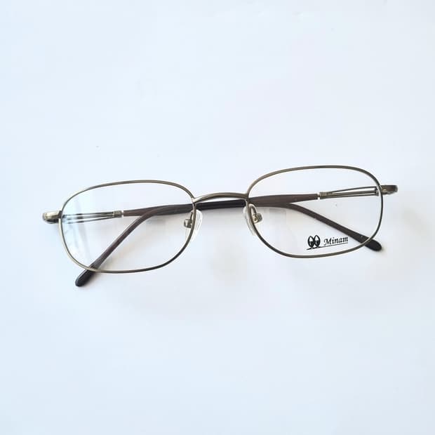 데드스탁 지적인 무드의 완성 클래식 메탈 안경테 675