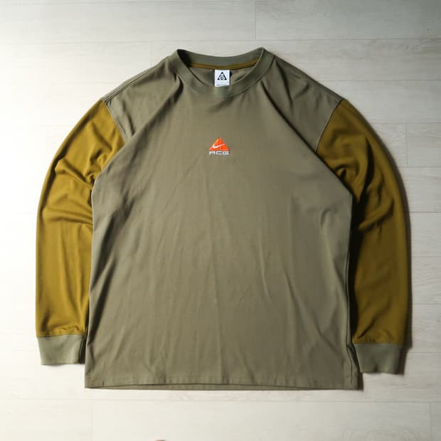나이키 ACG 올리브 롱 슬리브