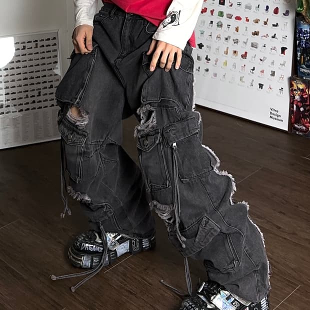 RVNTENG 디스트레스 & 리프드 데님 카고 팬츠