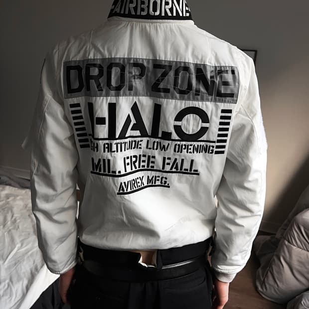 Avirex 드랍존 "헤일로" 자켓