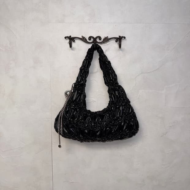 Kwani Airy Tote Small Black 