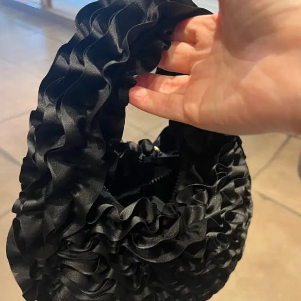 코스 달리아 마이트로백 블랙