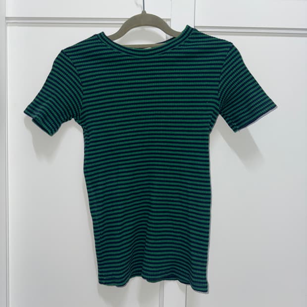 골지 스트라이프 반팔 티