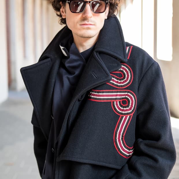 드리스반노튼 코트 판매