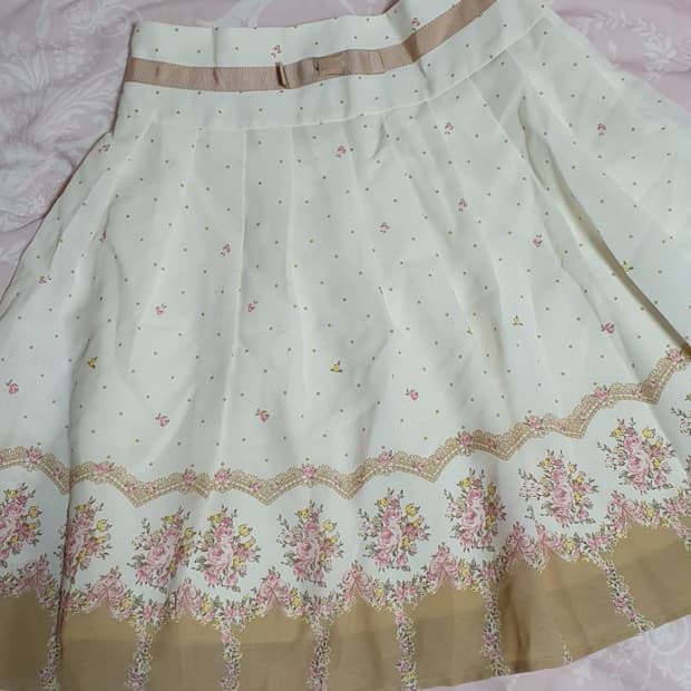 레스트로즈 스커트