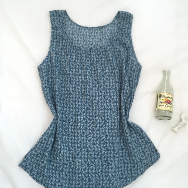 jpn vintage deep blue leaf sleeveless