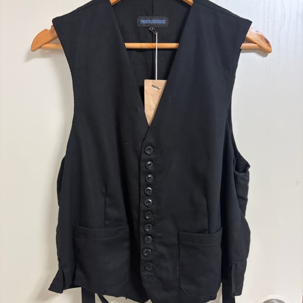 투빌더스 하우스 웨이스트 코트