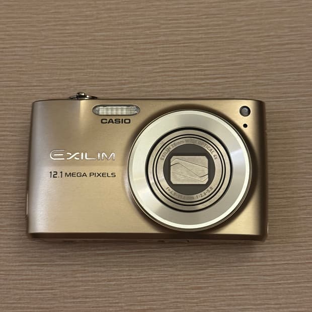 250,000 카시오 엑슬림 ex-z400 디카 (태연 디카)
