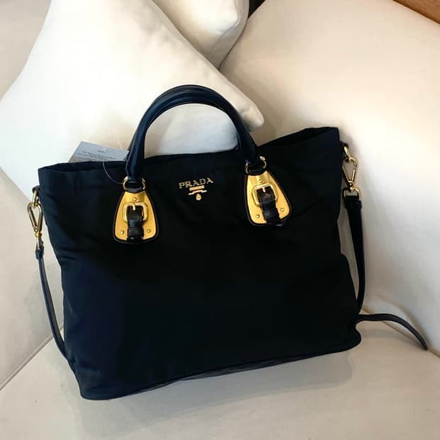 프라다 포코노 투웨이백 (정품)