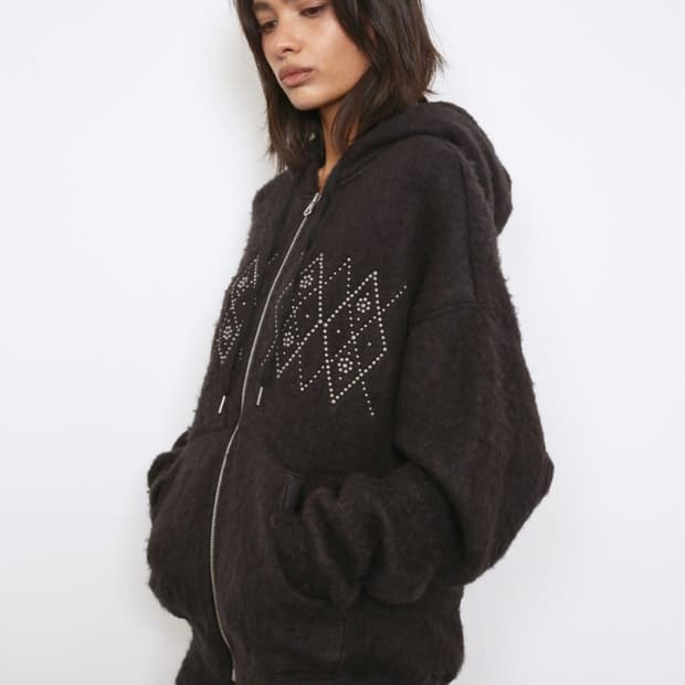 폴리수엠 플러피 후드집업 블랙