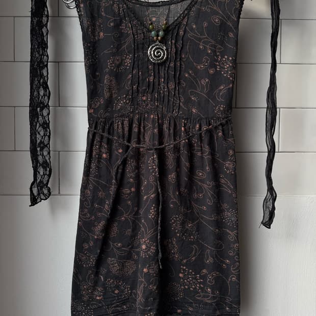 Floral Paisley Long Sleeveless 0116