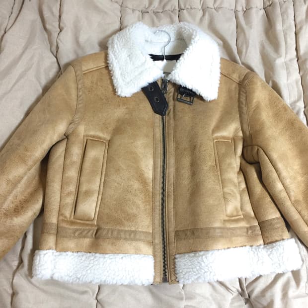 H&M 여성 무스탕 자켓