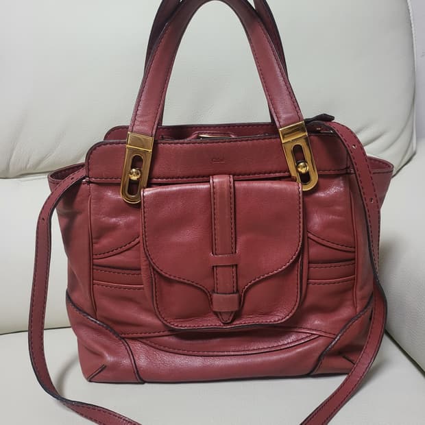 끌로에 토트 숄더백