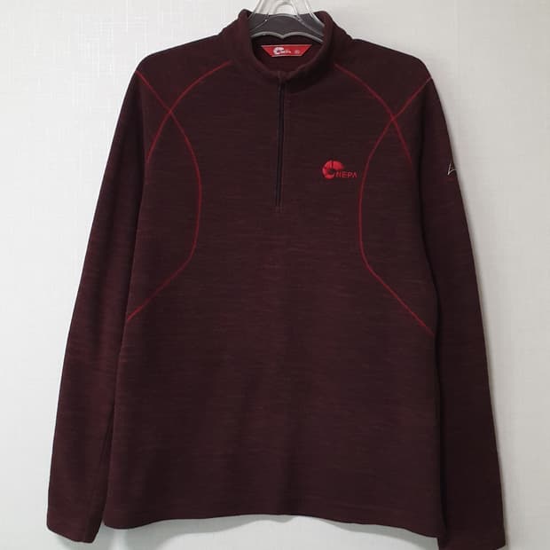 네파 기모 반집업 긴팔티 95사이즈 