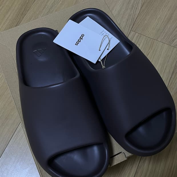 이지 슬라이드 숫 2021 285사이즈 새상품