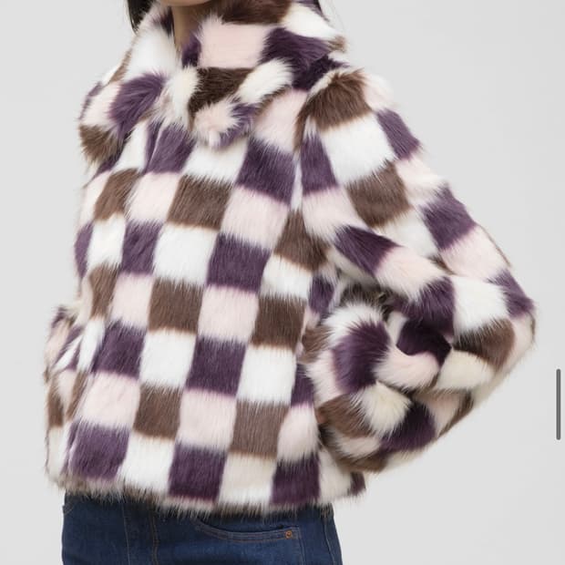 쉬림프 체크 퍼 아우터 8사이즈