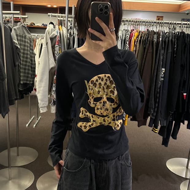 L)Japanese vintage 여성 레오파드 해골 자수 롱슬리브