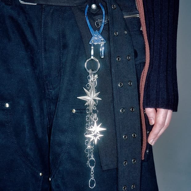 VACANT STAR KEYRING SILVER