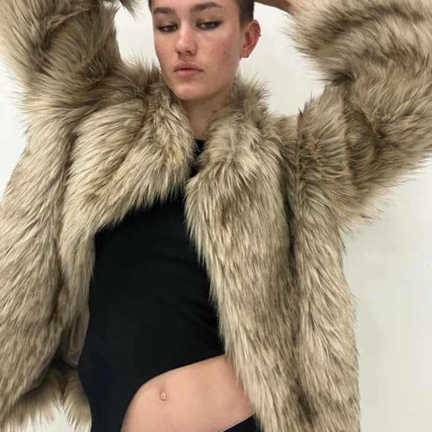 스튜디오테이블 퍼자켓