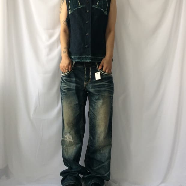 Patch point high neck vest