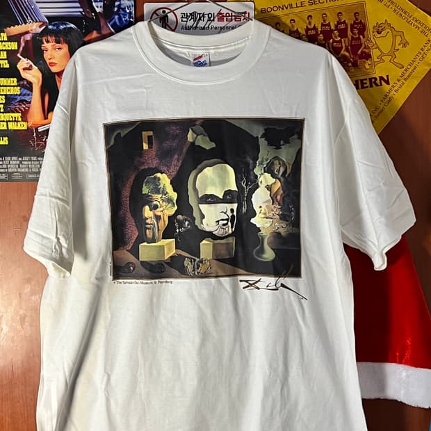 (DEAD!) 90’s Dali Art Shirt