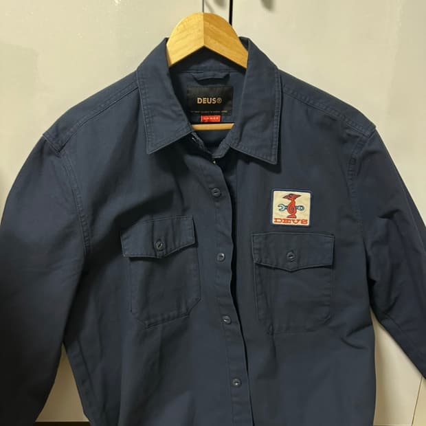 데우스 워크 셔츠